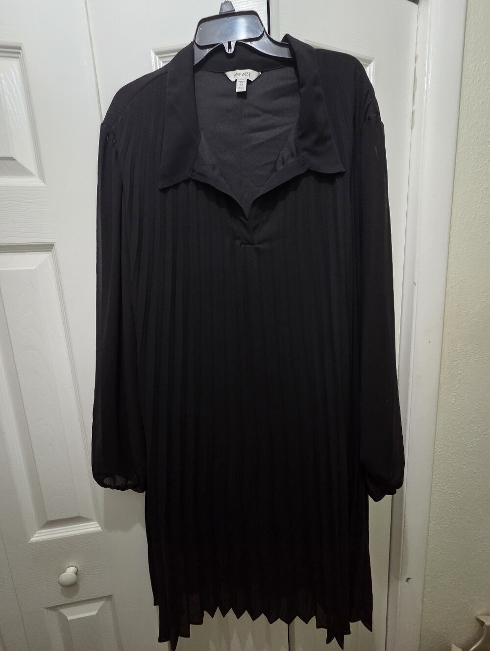 Women's Nine West Black Long-Sleeve Pleated Shift Dress Size 4X